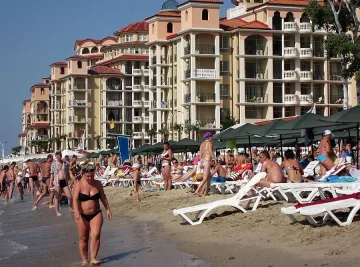 Лятото продължава до октомври