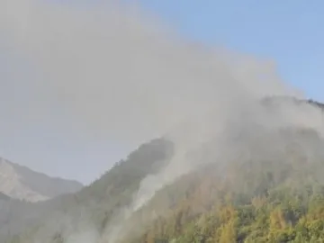 Спират с контрапожар огнения ад в Рила