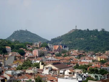 Тепетата в Пловдив били 11