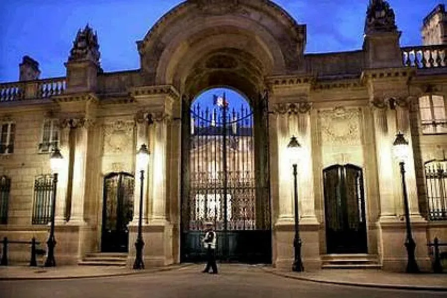 Свиха плановете на Елисейския дворец