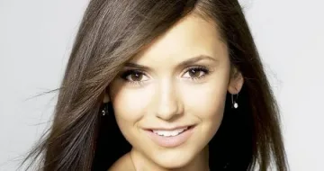 Нина Добрев търси зрял съпруг 