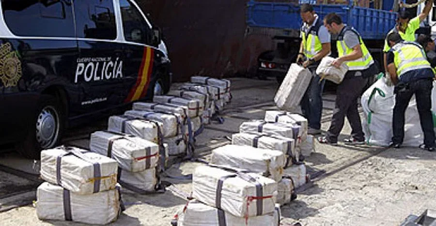 Външно: Задържаните в Испания моряци са в добро здраве