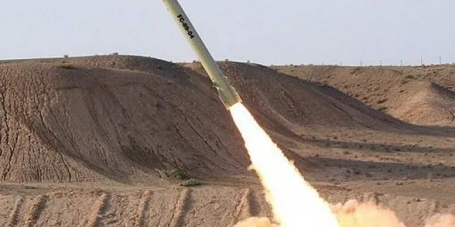 Иран показа подобрена ракетна система "земя-земя"