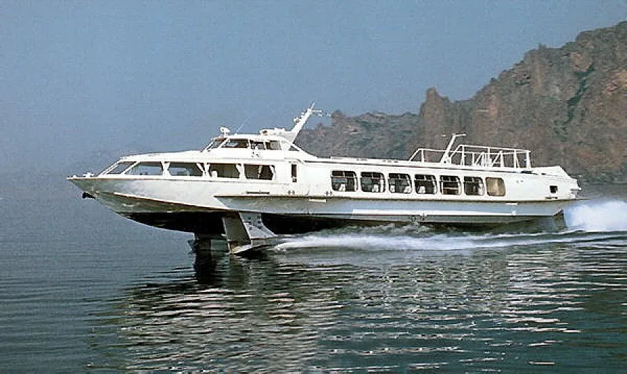 80 варненци летят с комета без пари