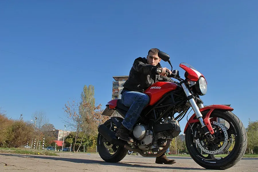 На мотор до морето срещу 20 лева