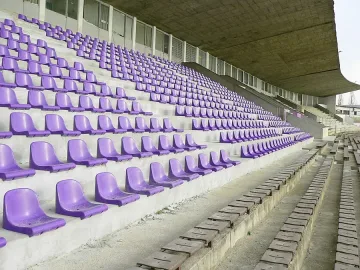 Кметът провери терена на стадион "Ивайло" 