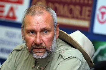 Проф. Овчаров отива на гроба на хан Кубрат