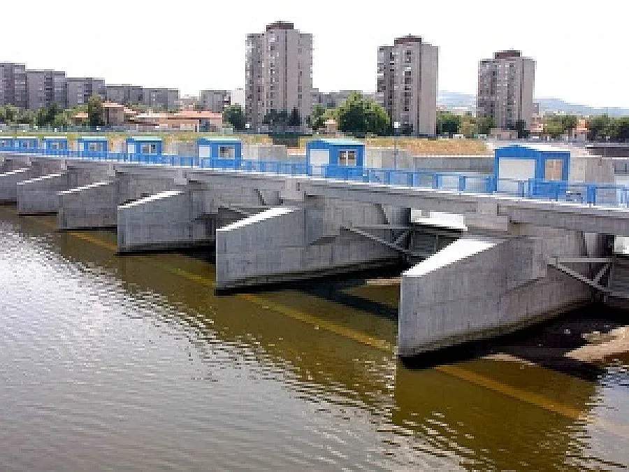 Правителството се разплати за „Водното огледало”