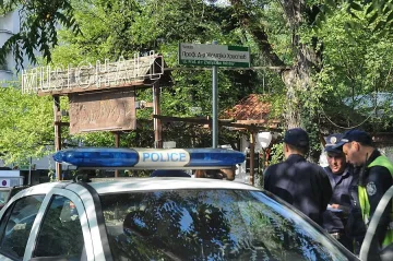 Взрив избухна пред ресторант "Кошарите" в София