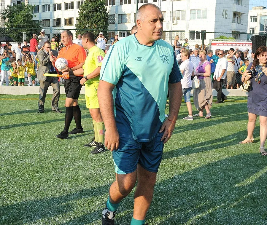 "Младост" кани Бойко на протестен мач