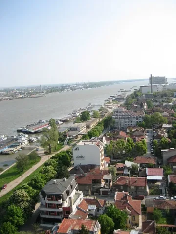 Мартен без плаж заради Мишо Бирата