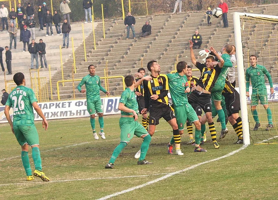 Сицилианският бос се озъби на Враца