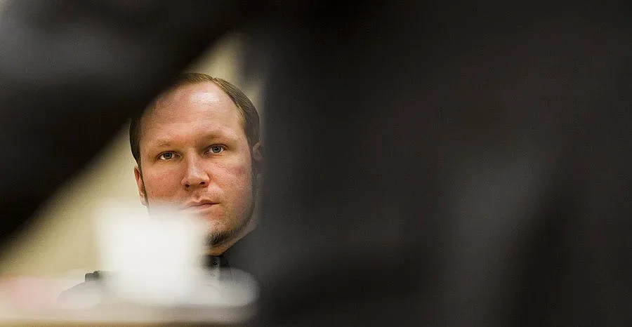 Заплашват политици заради Брайвик