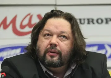 Ершов под конвой в София заради злоупотреби в "Петрол"