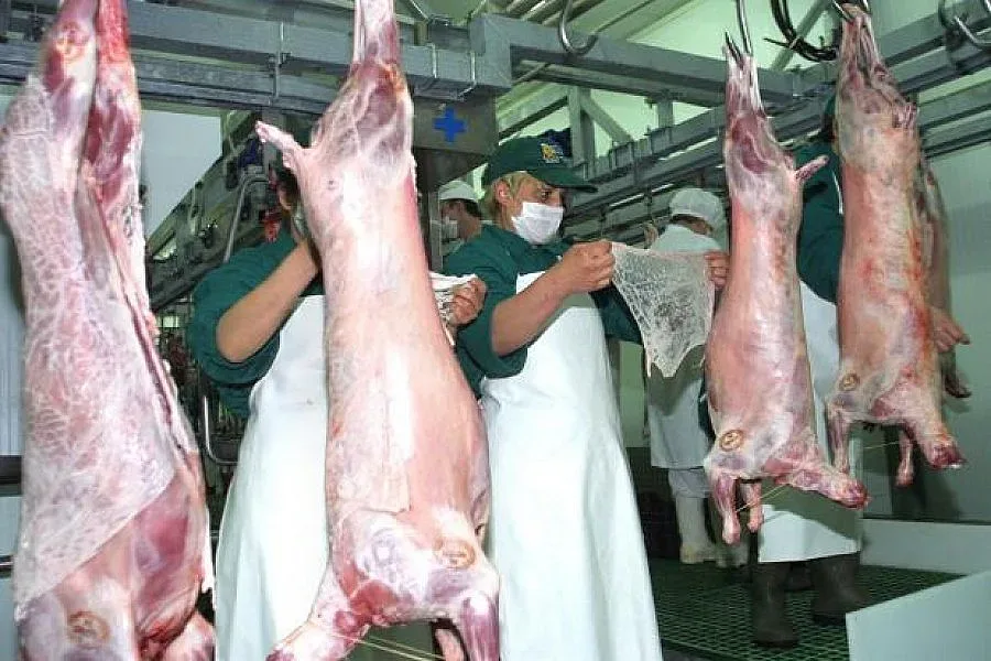 Говеждото и агнешкото изчезват