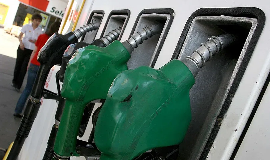 Бензинът А95 достигна 2,70 лв. 