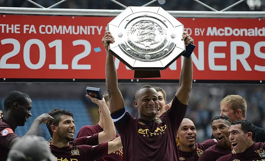 "Манчестър Сити" взе купа и защитник 