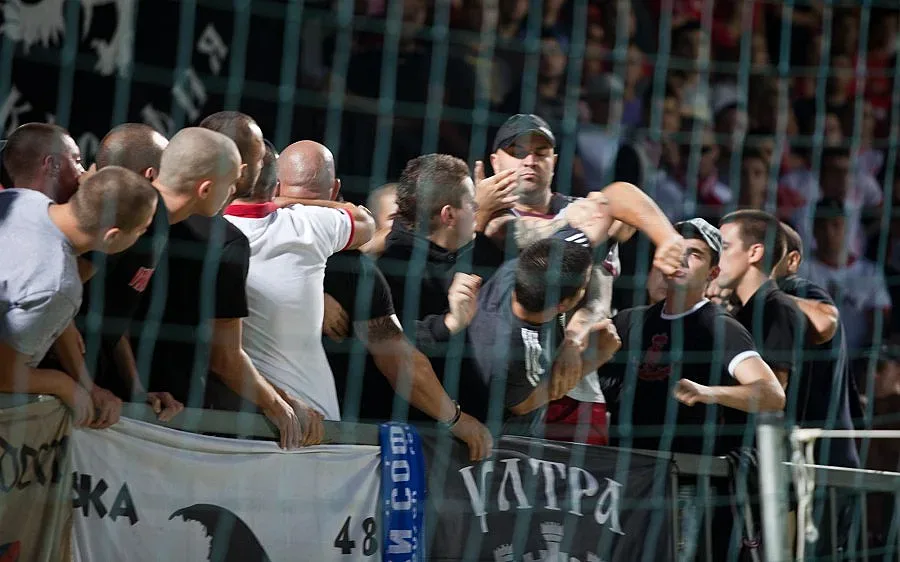 Агитката на ЦСКА скочи на играчите