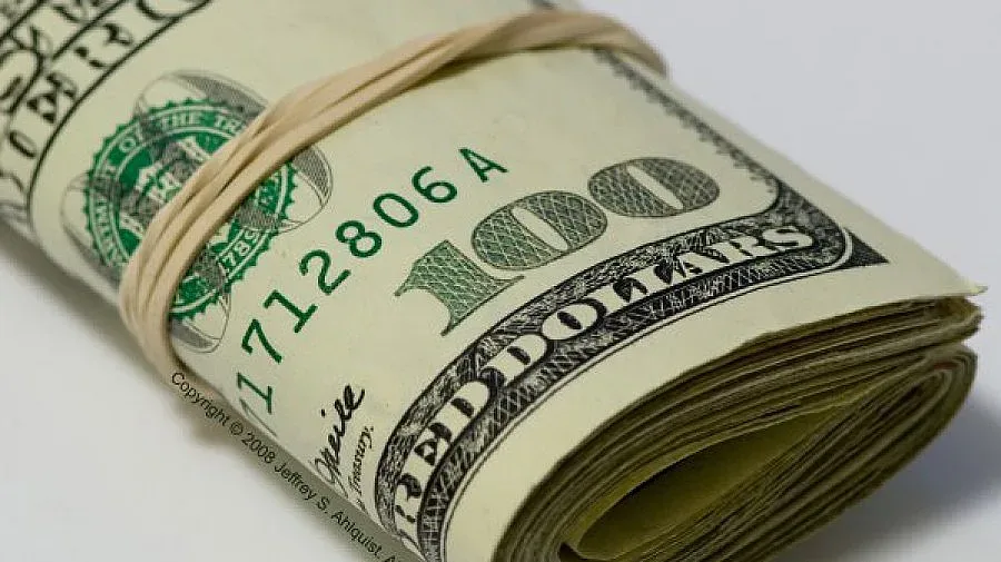 Свиха 50 бона и злато от дом в Свети Влас