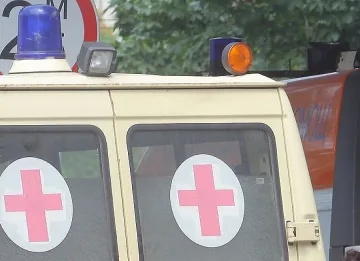 Хлапе падна от 3-ия етаж, оцеля