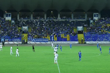 "Левски" тръгна с 1:0 