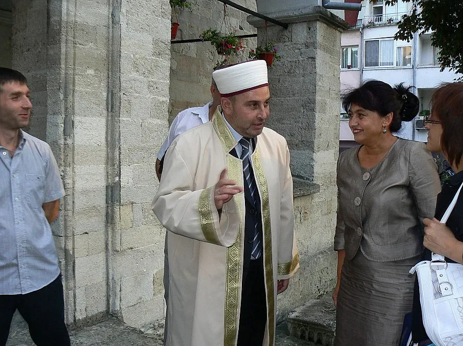 Мюфтия дава вечеря в джамията на Пазвантооглу