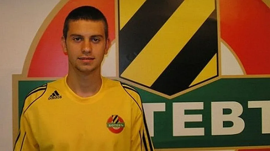 "Армеец" стана "канарче"