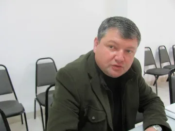 Депутати смениха плажа с пушка