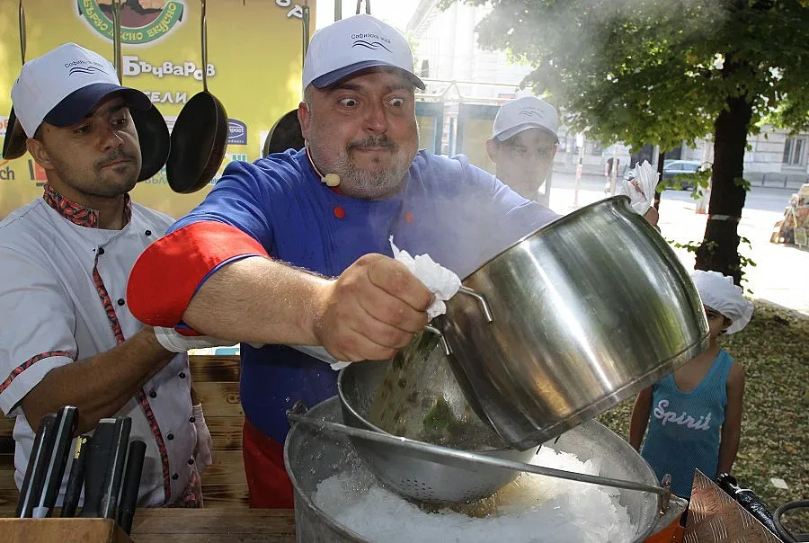 Ути черпи с 1000 порции миди