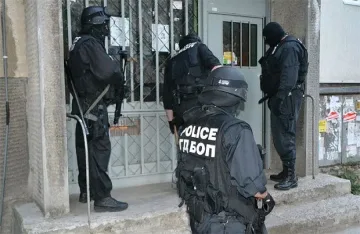 Антимафиоти разбиха наркоквартири по морето