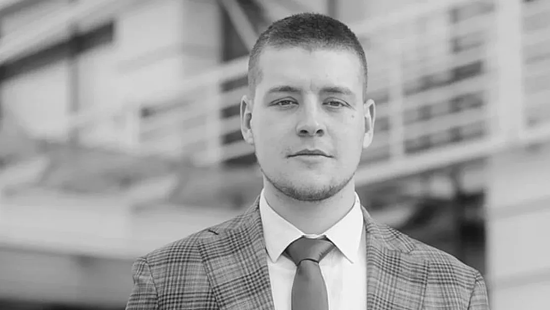 Трагедията в Елин Пелин. Собственикът на склада се сбогува със сина си