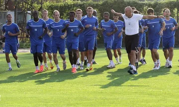 Волейболна треска удари и "Левски"