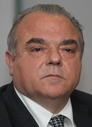 Борите се за умното слово