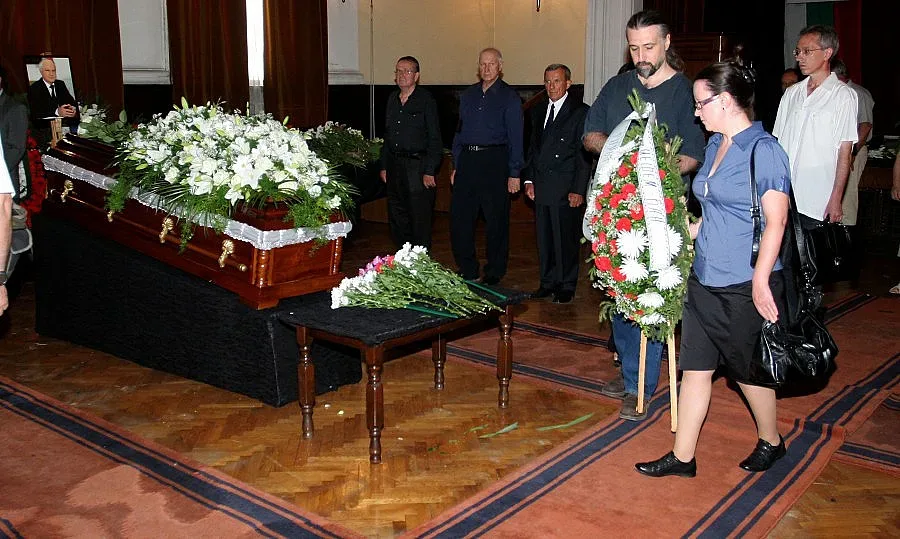 Само Игнатов изпрати акад. Додунеков