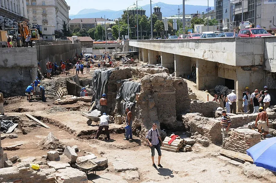 Софиянци тръгват по улиците на древна Сердика