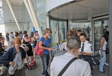 Летище София с повече приходи и по-ниска печалба