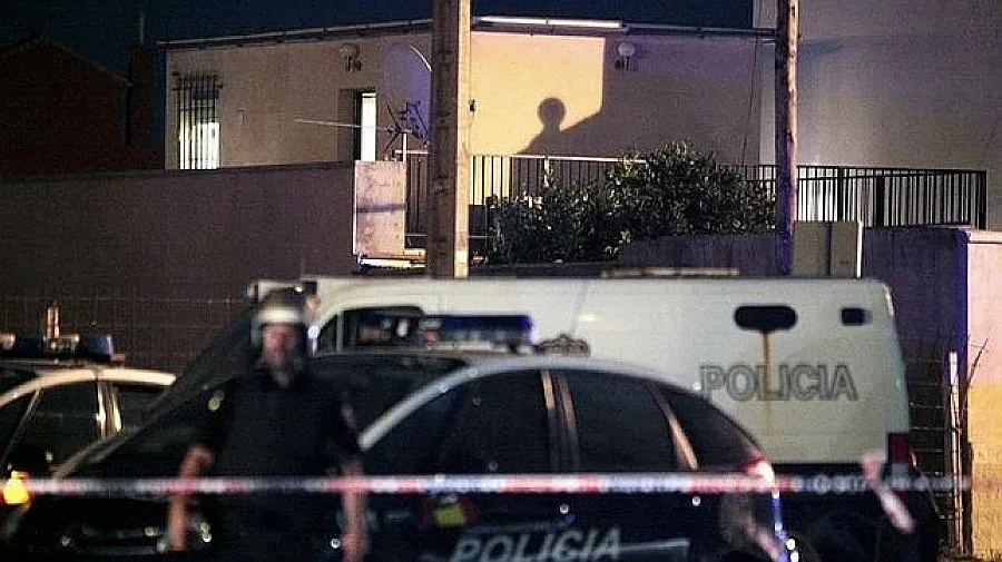 Арестуваните терористи в Испания готвели удар срещу мол