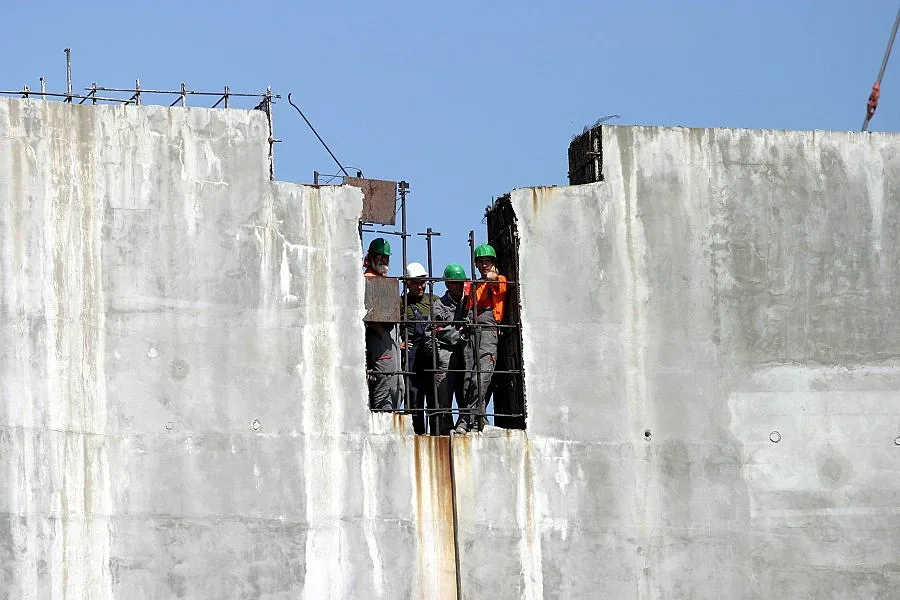 Добрев подкрепя референдум за АЕЦ Белене