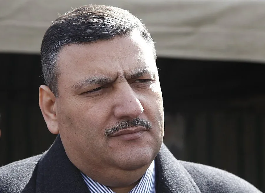 Премиерът на Сирия премина към бунтовниците