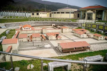 Забавления за деца и безплатно лятно кино този уикенд в Археокомплекс „Долината на тракийските царе“