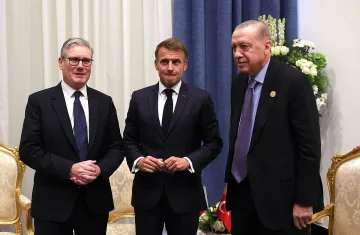 Ердоган търси подкрепа за траен мир в Газа в срещи с Макрон и Страмър