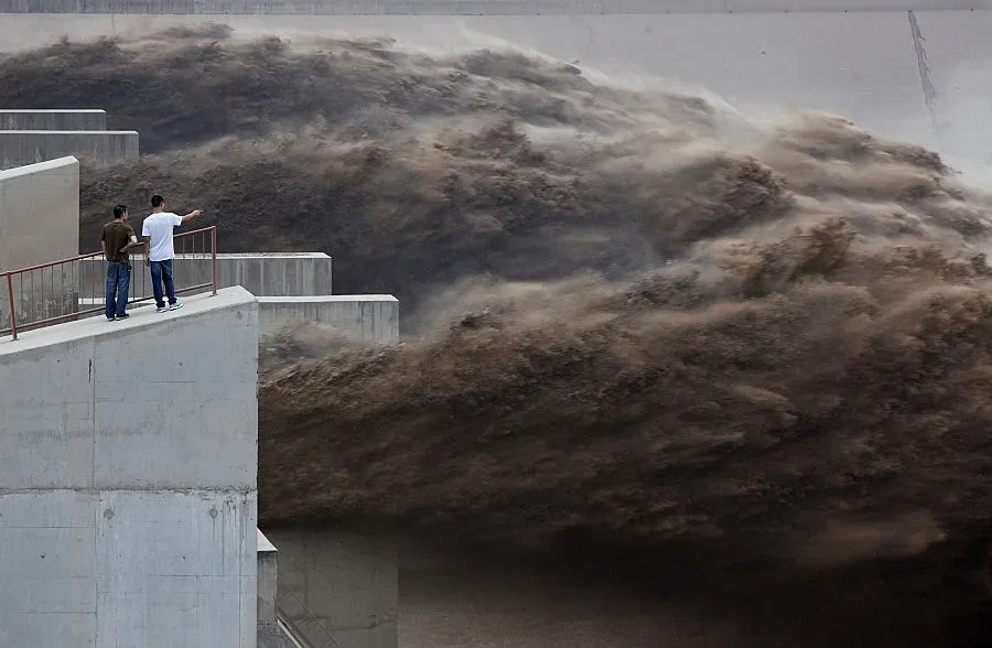 Близо 2 млн. китайци са пострадали от наводненията