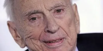 Почина писателят Гор Видал 