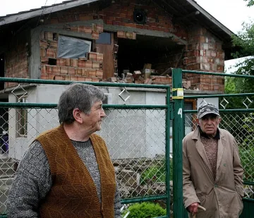 Пратиха за кредити пострадали от труса