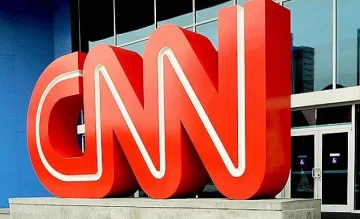 Шефът на CNN хвърля оставка