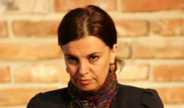 Петчленка на ВАС отказа да спре уволнението на Тодорова