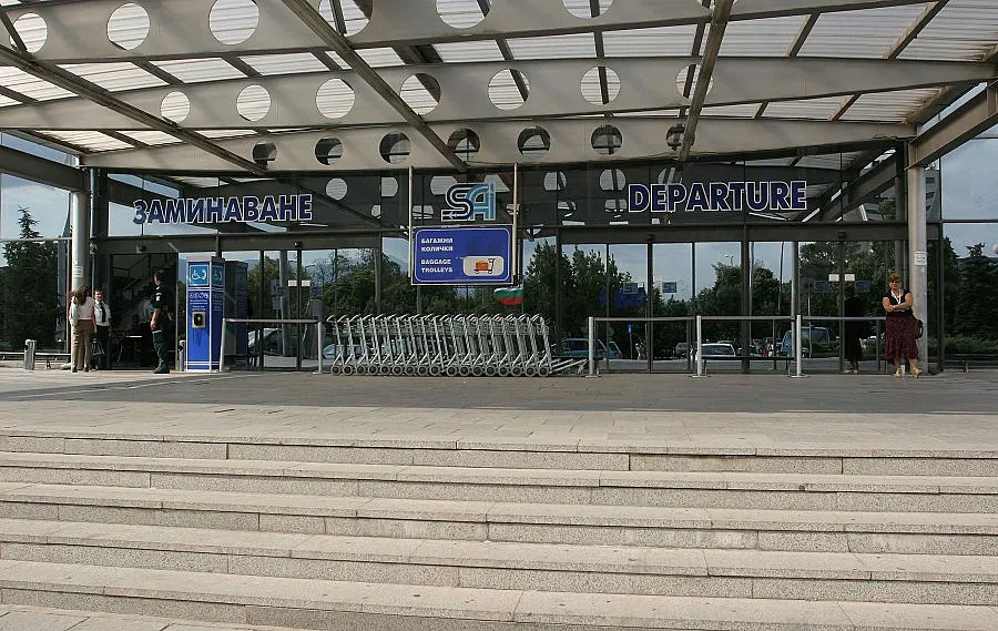 Поднесоха венци на мястото на атентата