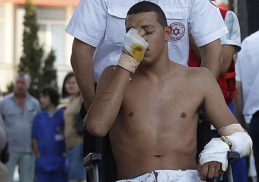 Атентаторът пристигнал с такси на летището