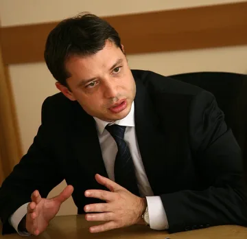 Добрев праща психолози на евреите по морето