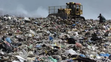 Ловеч приема 40 000 т столичен боклук